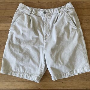 Calvin Klein Jeans Men's Khaki Shorts 33 Chino Pleated Classic Pockets 90s Vtg